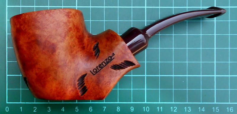 Lorenzo Summa Cum Laude spot carved smoking pipe